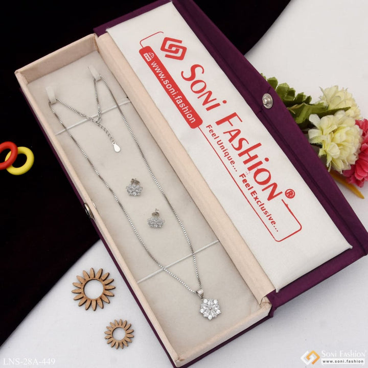 Silver necklace set with diamond and flower charm - Style A449