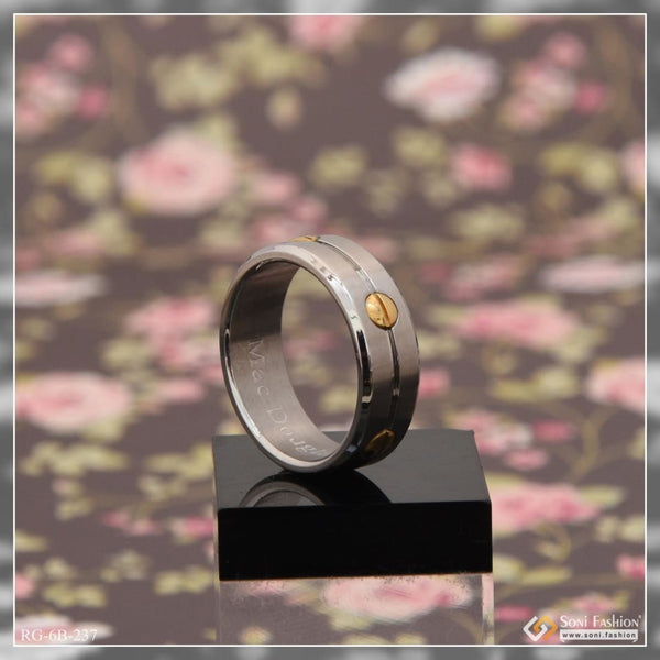 Silver & gold brilliant design premium-grade quality ring