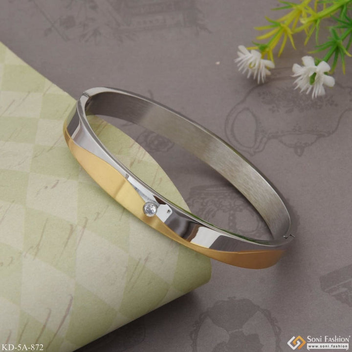 Silver & Gold Color With Diamond Attention-getting Design