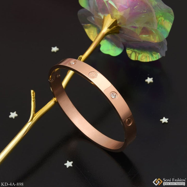 Superior Quality Graceful Design With Diamond Rose Gold