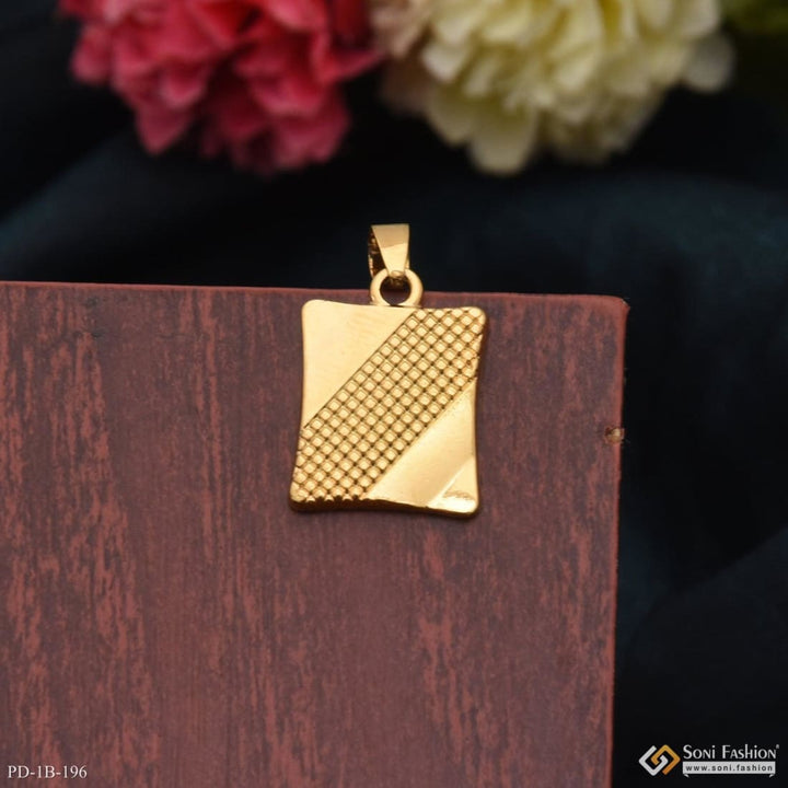 Superior quality high-class design golden color pendant for