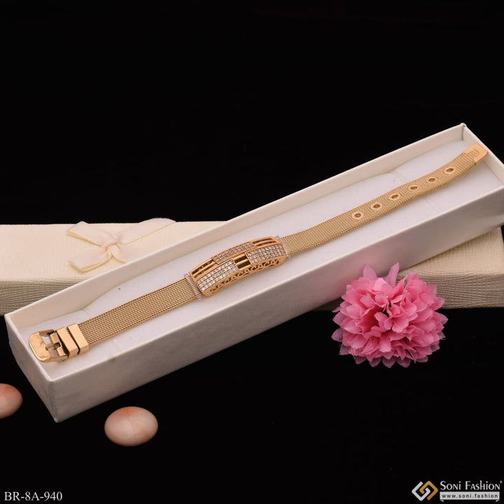 Gold bracelet with pink flower, Very Trendy Diamonds Cube In Stainless Steel Gold Plated Bracelet